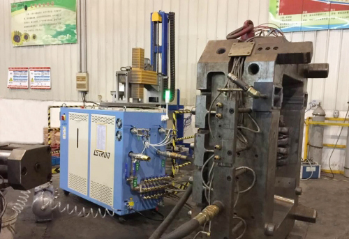 發(fā)動(dòng)機(jī)缸體模具清洗